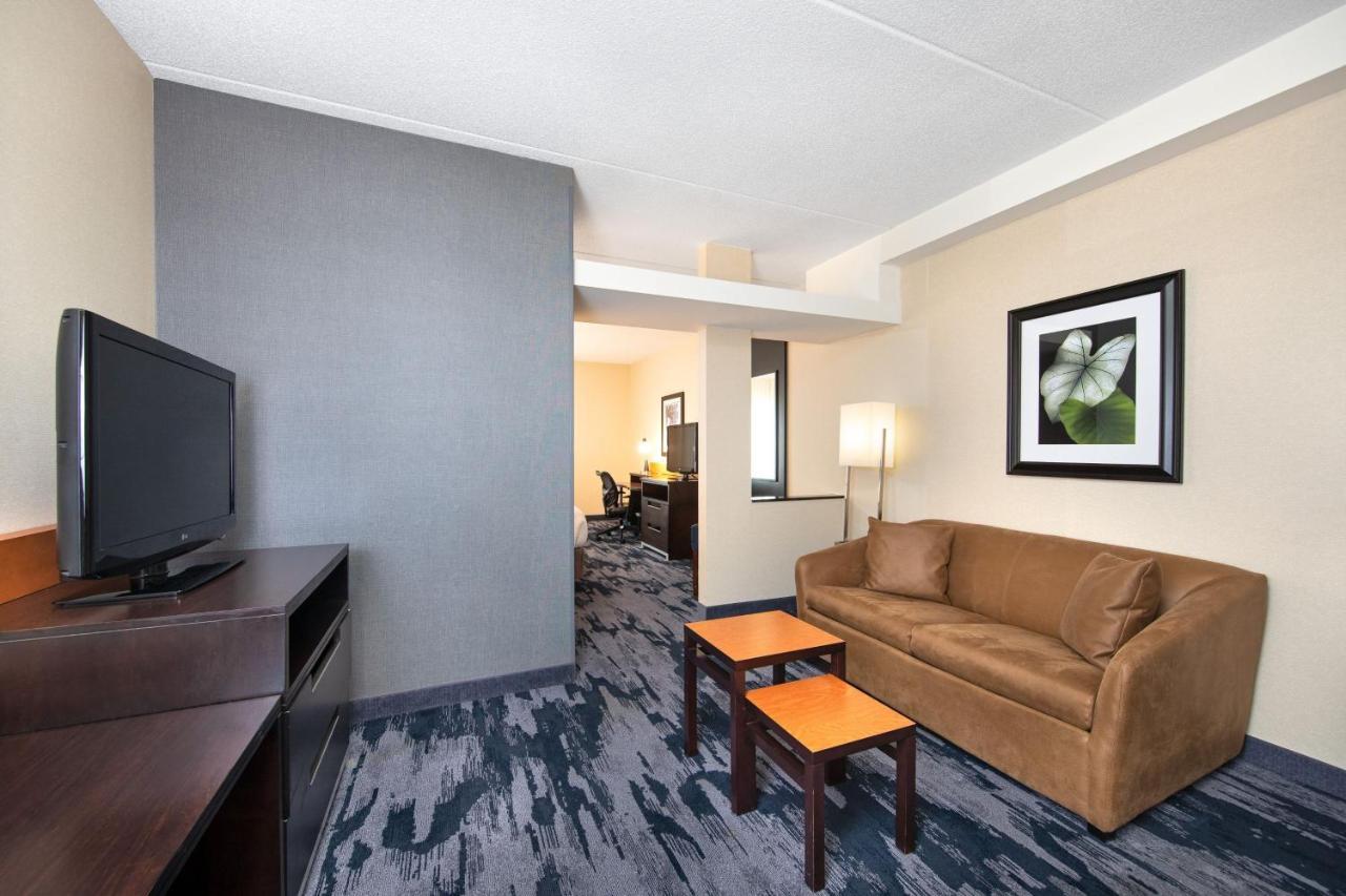 Fairfield & By Marriott Toronto 3* Mississauga