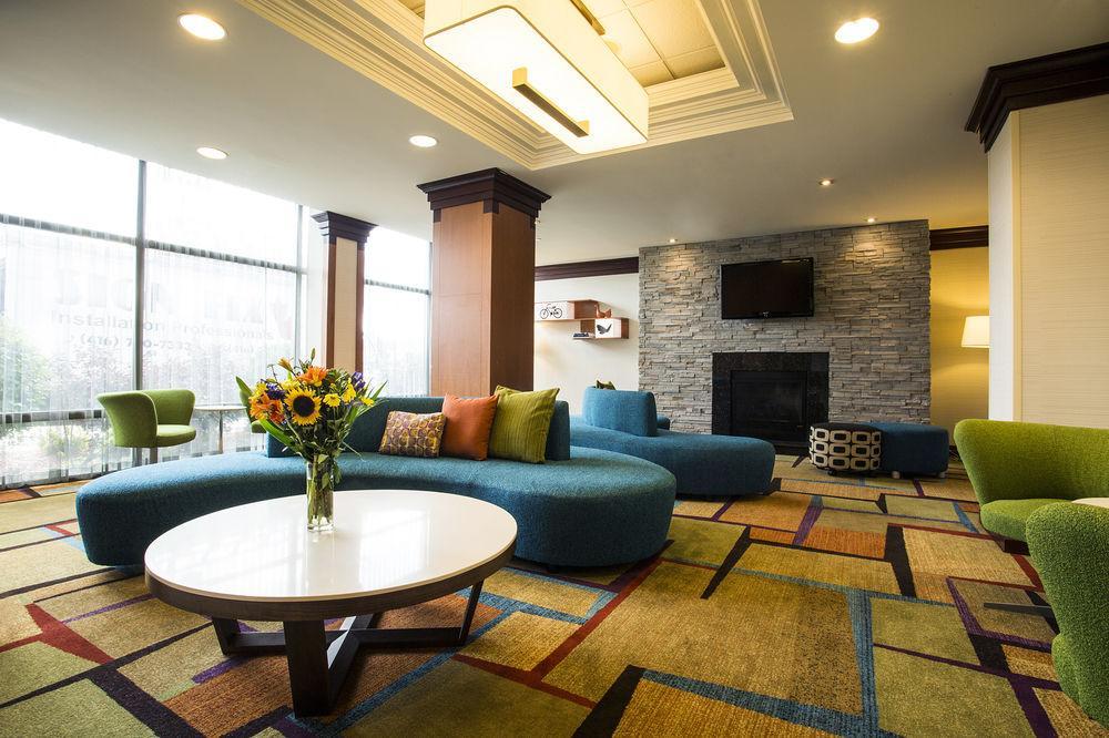 Fairfield & By Marriott Toronto 3*